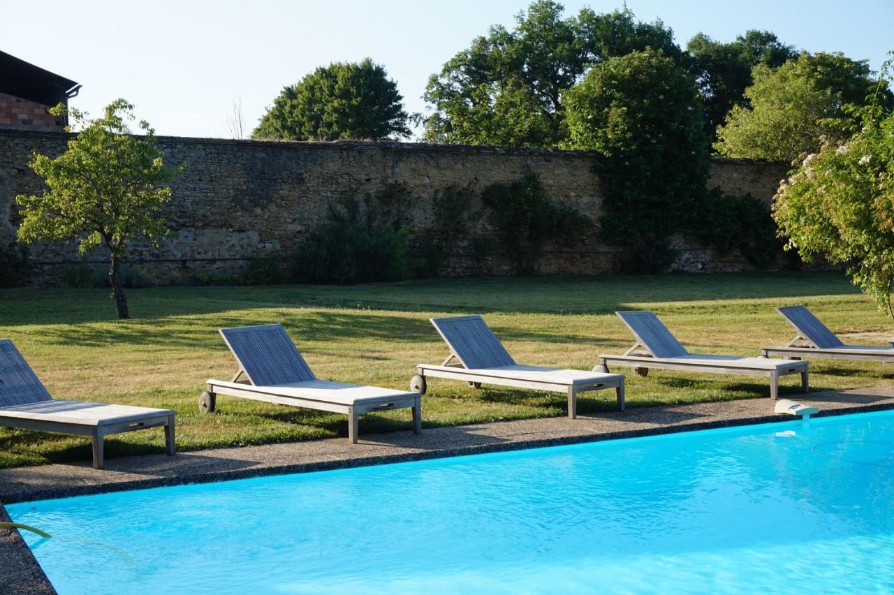 Cottages De Chateau De Vaux Yvre-l'Eveque ภายนอก รูปภาพ